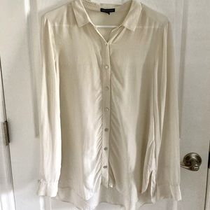 ⭐️5/$25 Eileen Fisher Cream Button Silk Blouse XS